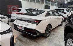 هیوندای ئەلەنترا